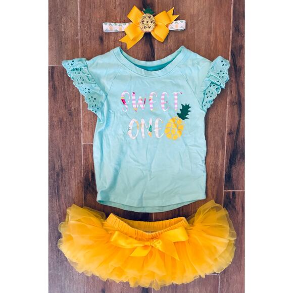 Infant Girl Birthday Outfit 1 Year - Picture 1 of 6